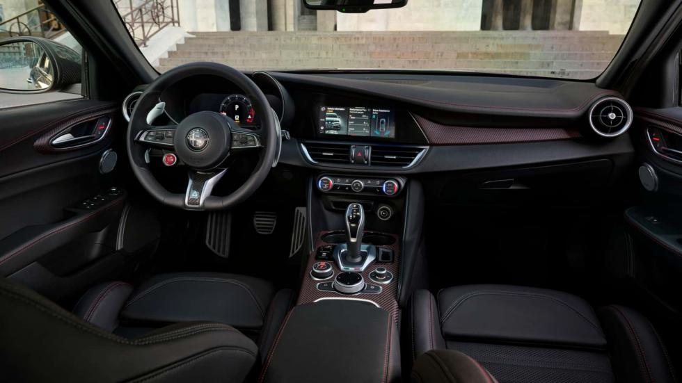 Οι νέες Alfa Romeo Giulia και Stelvio Quadrifoglio Super Sport είναι για λίγους